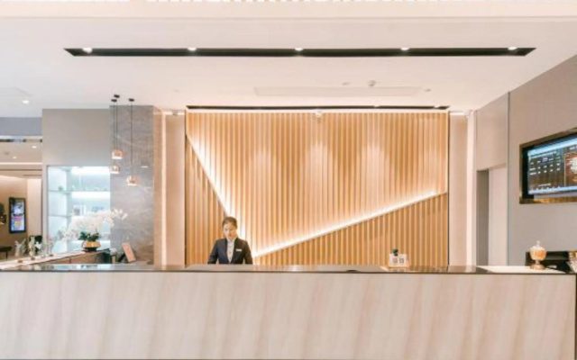 Homeinn Selected Hotel (Yangzhou Jiangdu High-speed Railway East Station Jin Ying Plaza) – People – Yangzhou