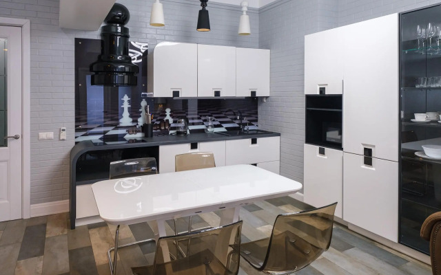 Tour-Voyazh (Тур-Вояж) на улице Черноморская