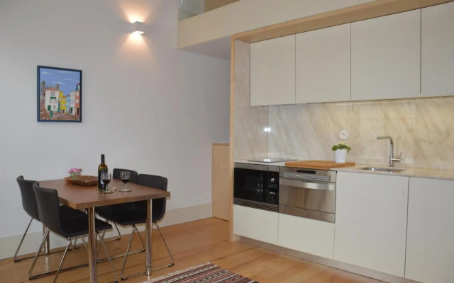 Oporto Like Home IV - Mezzanine