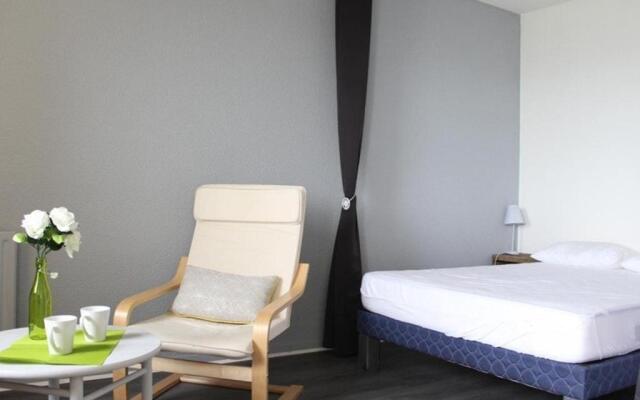 Appartement La Rochelle, 1 pièce, 2 personnes - FR-1-246-303