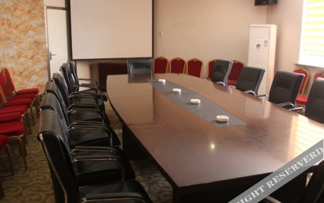 Elong Anyun Hotel (Shangqiu Finance Bureau)