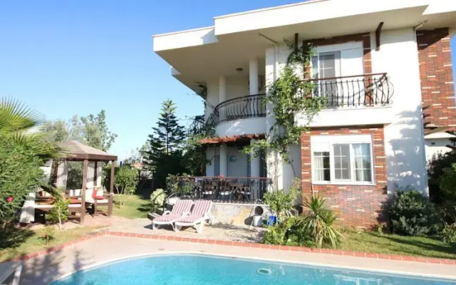 Sunshine Villas