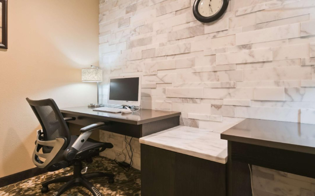 Best Western Long Beach Inn