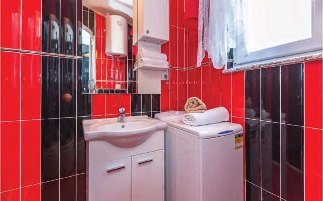 Apartment Makarska with Sea View 01