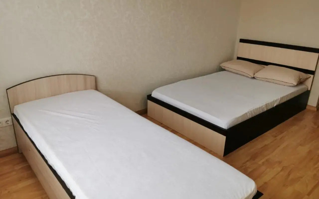 Апартаменты на улице Молодогвардейцев 70 В