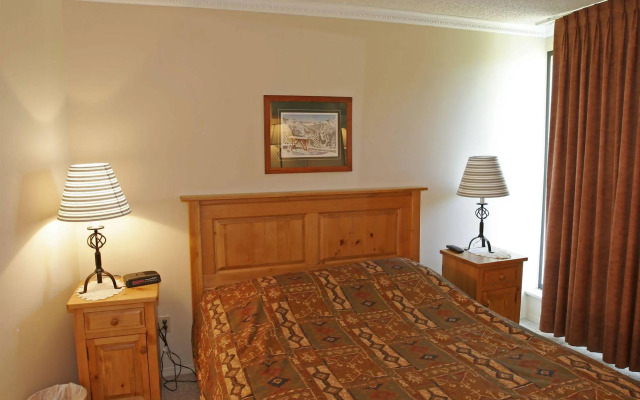 ResortQuest at The Marquise