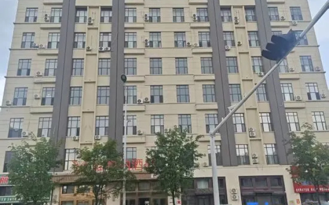 Vienna Hotel (Meihekou Municipal People's Government Eurasian Shopping Center Branch) – Exterior – Tonghua