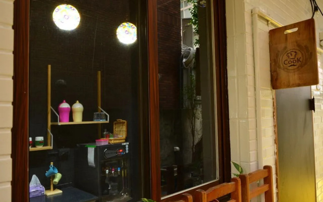 Hostel of Rising SUN