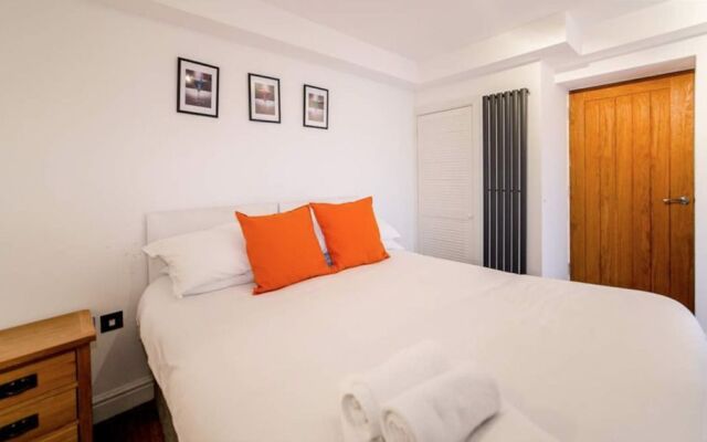 My Serviced Space - Battersea 1B