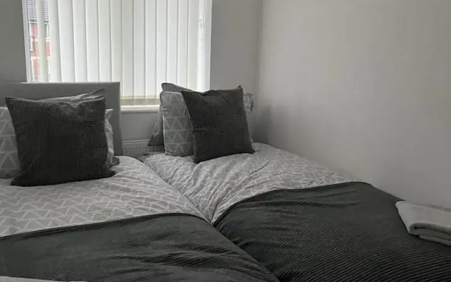 Liverpool Hideaway - Modern 3-bed House