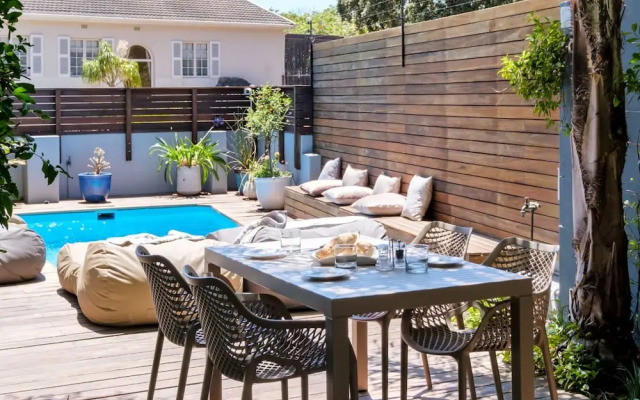 Elegant Charm Retreat Central Treasure