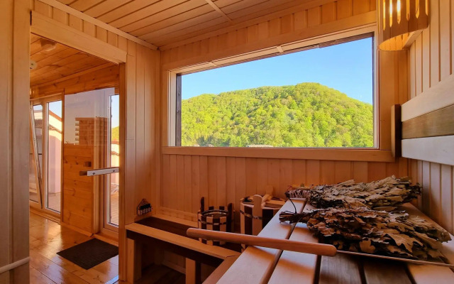 Таунхаус с панорамной крышей