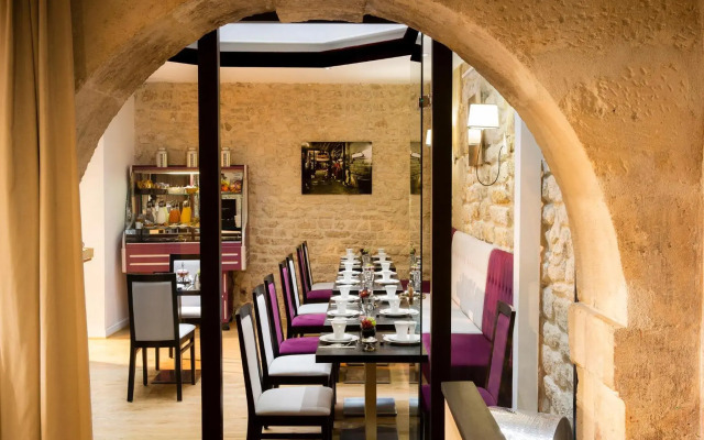 Hotel Jacques de Molay