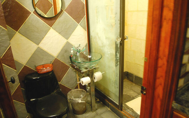 Missing Lantern Resident Suites