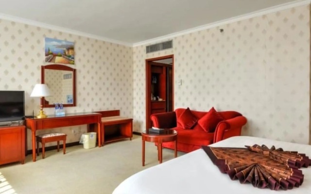 Xiamen Huaqiao Hotel