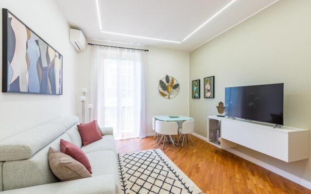 Stanzione Classy Flat at Vomero Central