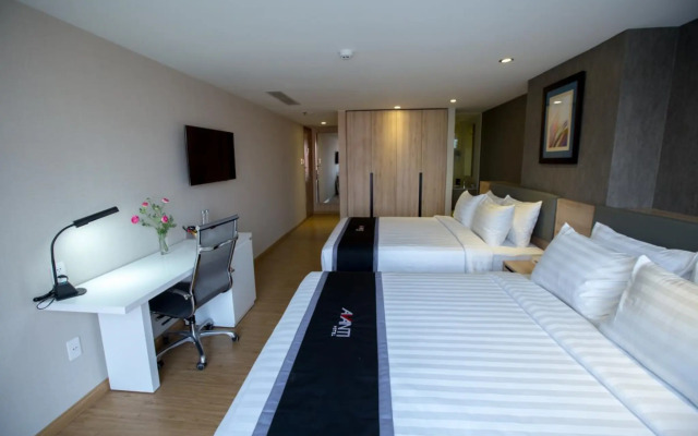 Avanti Hotel