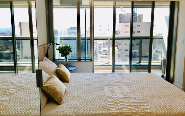 Downtown Republica Akile