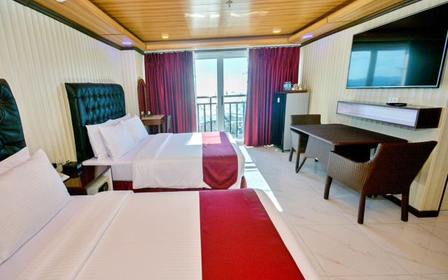 Diamond Water Edge Resort