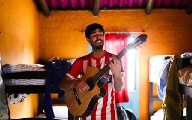 SUEñO PROFUNDO HOSTEL