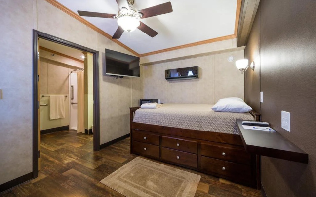 Karnes County Lodge