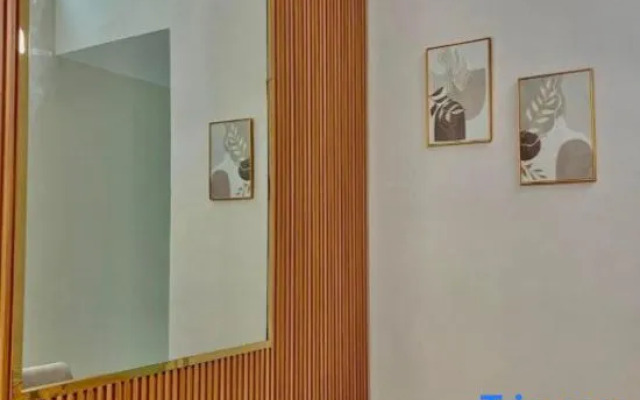 PoloStay Landed House 4 Room for 10 pax