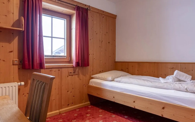 Nice Apartment With Balcony