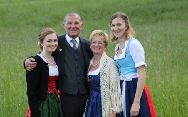 Tirolerhof Gasthof Pension