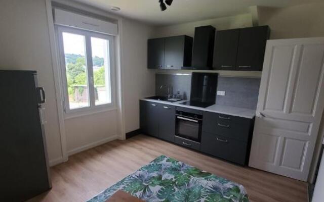 Appartement hauteurs de Tulle, secteur Virevialle