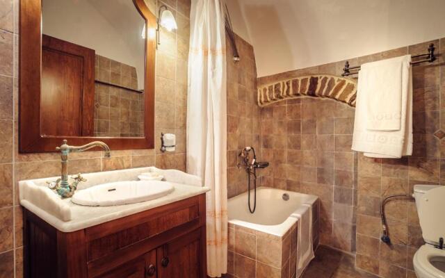 Mouzaliko Guesthouse Mansion