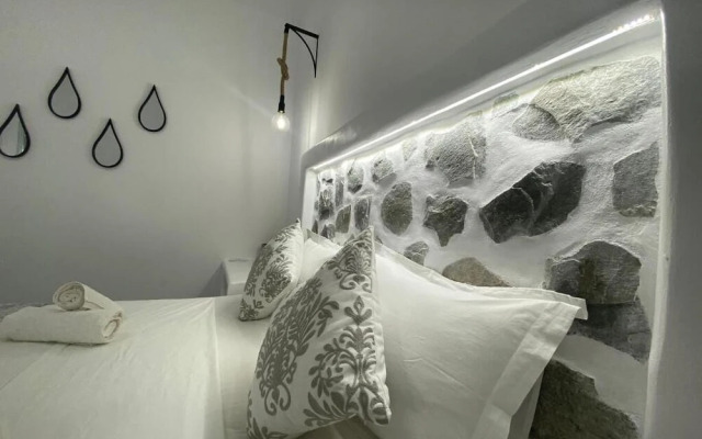 Stone House Agia Anna Naxos