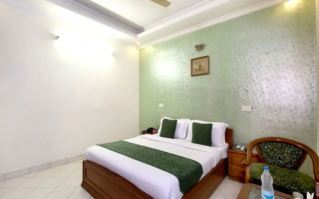 Hotel Paradise by OYO Rooms