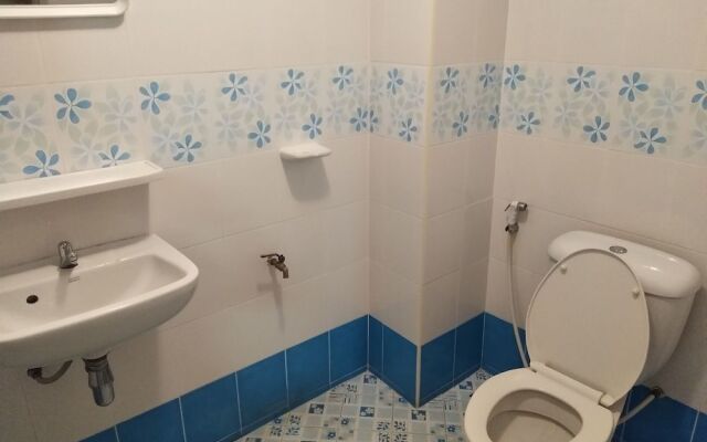 Aung Pung Serviced Apartment