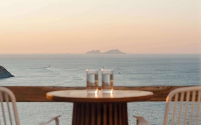 Radisson Blu Euphoria Resort, Mykonos