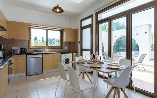 Lumina 2-BR Villa and Pool in Ayia Napa