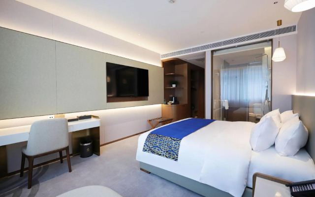 Southern Airlines Pearl Hotel