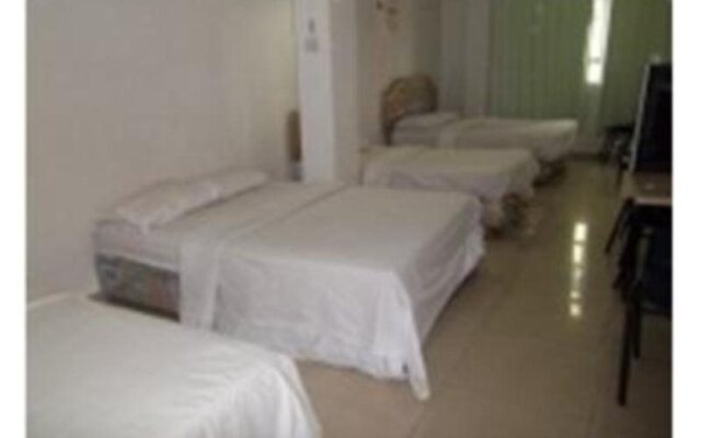 OYO 90494 Sam Huat Hotel