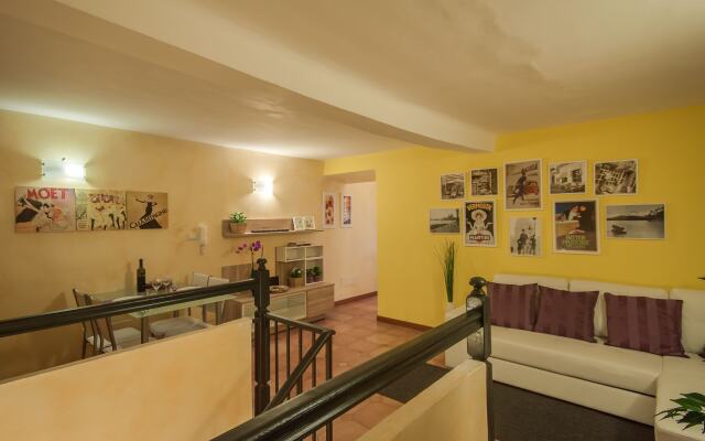 Rome King Suite