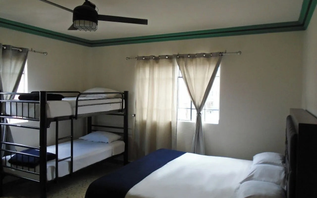 Paulina Youth Hostel