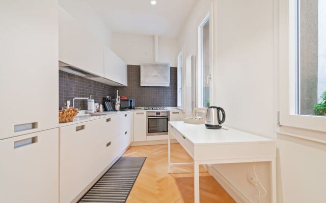 San Fermo Luxury Apartment