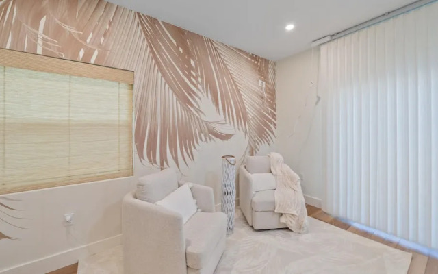 The Beach House 2 Bedroom Condo