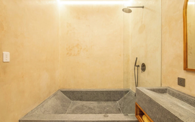 Sleek 2BR Villa, 5 Minutes to Bingin Beach