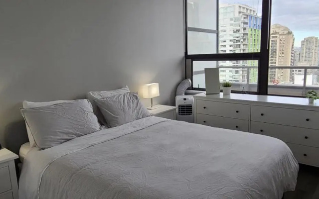 Howe Street Apartment with Views