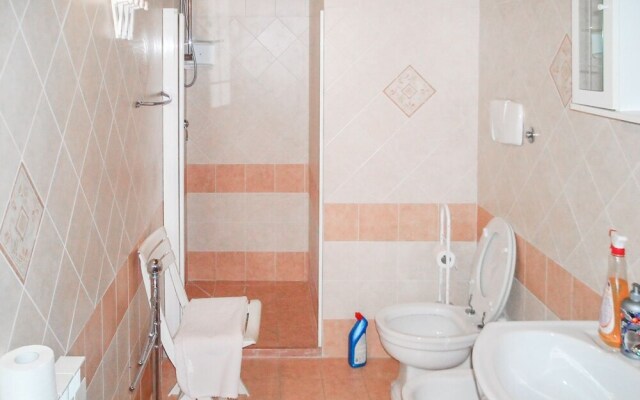 Traditional Apartment Beatrice