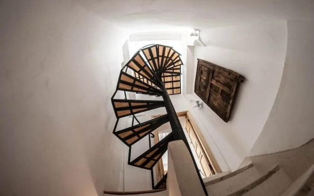 White Riad Apartment