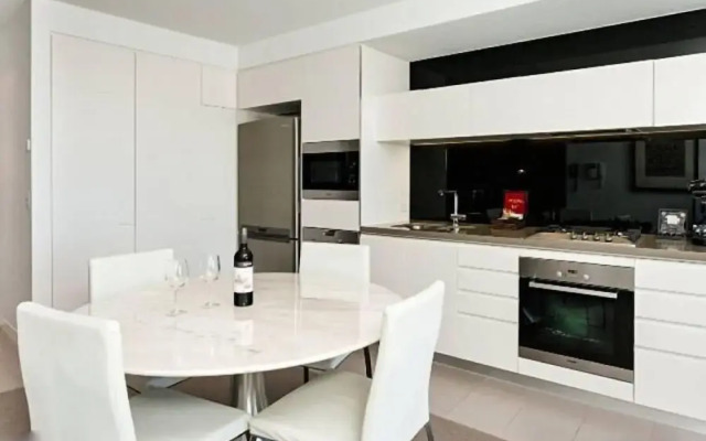 The Oracle Broadbeach 906