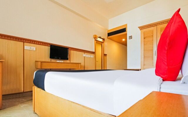 Capital O 61144 Hotel Raj