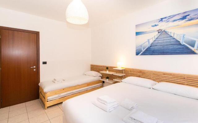 Come Casa Like Home Apartment with parking