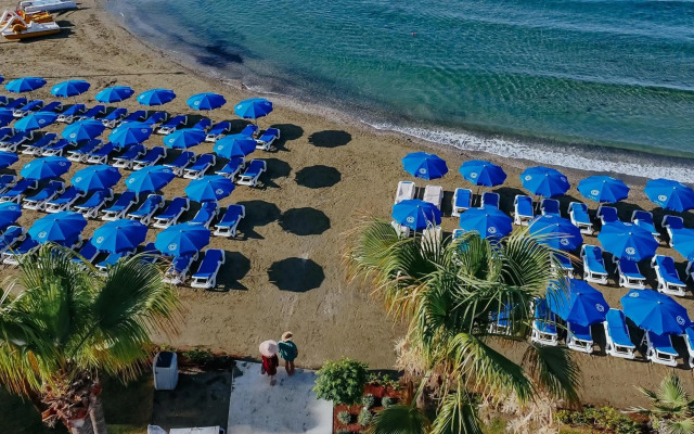 Lordos Beach Hotel & Spa