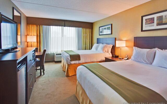 Holiday Inn Express & Suites Kingston Central, an IHG Hotel